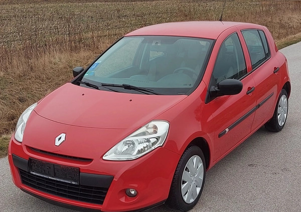 Renault Clio cena 14900 przebieg: 159431, rok produkcji 2009 z Bełchatów małe 781